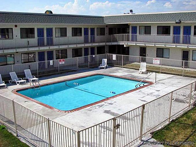 Motel 6 Kansas City, Mo - Airport 외부 사진