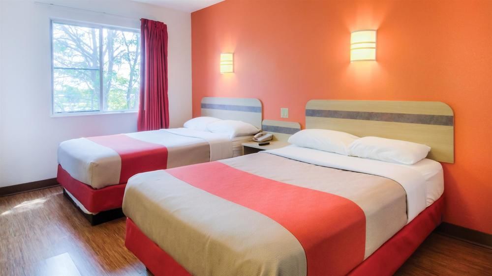 Motel 6 Kansas City, Mo - Airport 외부 사진